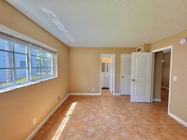 3370 NE 16th Terrace 3, Pompano Beach, FL 33064