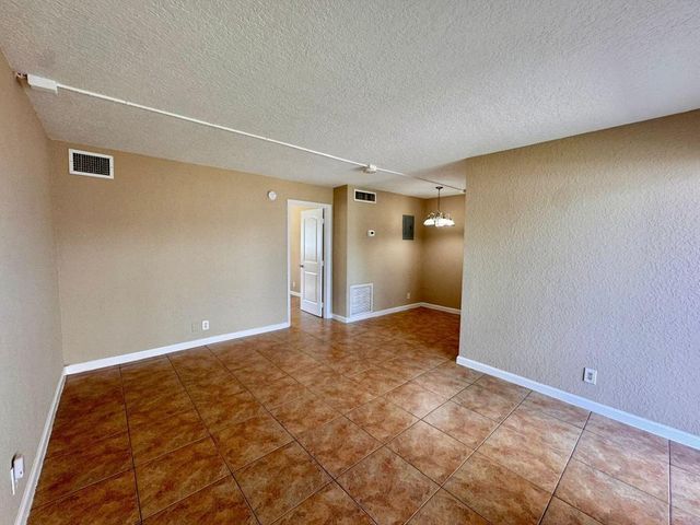 3370 NE 16th Terrace 3, Pompano Beach, FL 33064