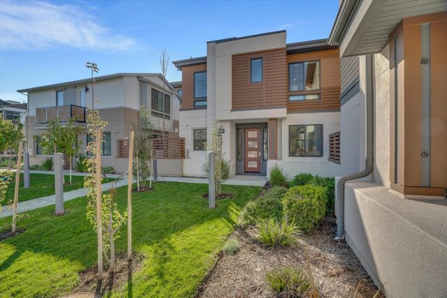 15107 Shore Drive, Los Gatos, CA 95032