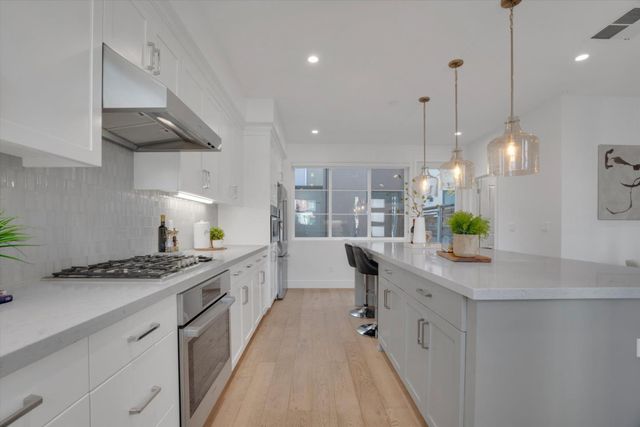 15107 Shore Drive, Los Gatos, CA 95032