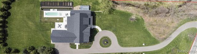 8439 Holcomb Road, Clarkston, MI 48348