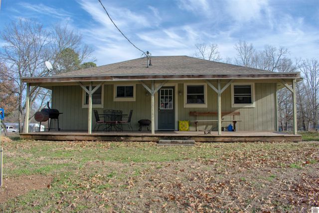 1535 Ridge Rd, Gilbertsville, KY 42044