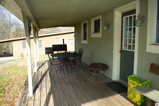 1535 Ridge Rd, Gilbertsville, KY 42044