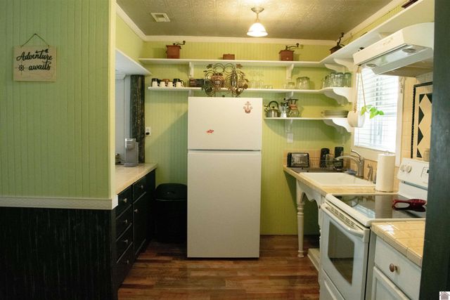 1535 Ridge Rd, Gilbertsville, KY 42044