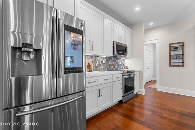 126 Beach View Drive, Pass Christian, MS 39571