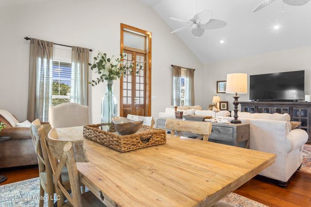 126 Beach View Drive, Pass Christian, MS 39571