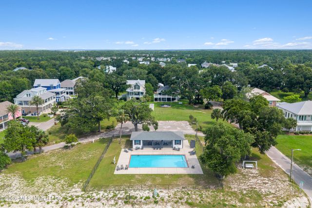 126 Beach View Drive, Pass Christian, MS 39571