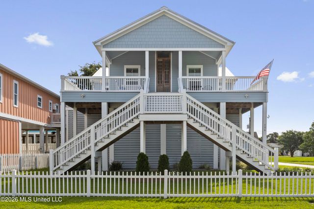 126 Beach View Drive, Pass Christian, MS 39571