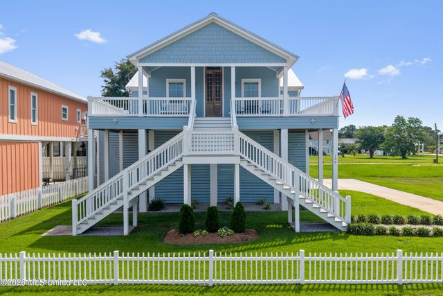 126 Beach View Drive, Pass Christian, MS 39571