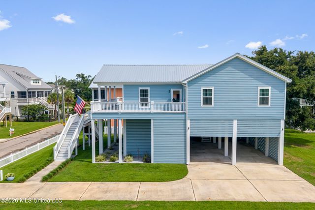 126 Beach View Drive, Pass Christian, MS 39571