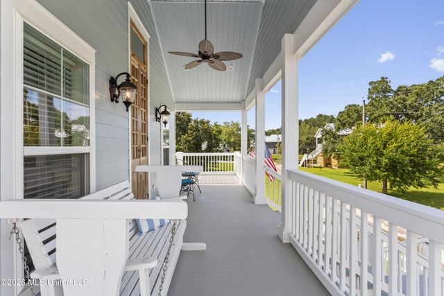 126 Beach View Drive, Pass Christian, MS 39571