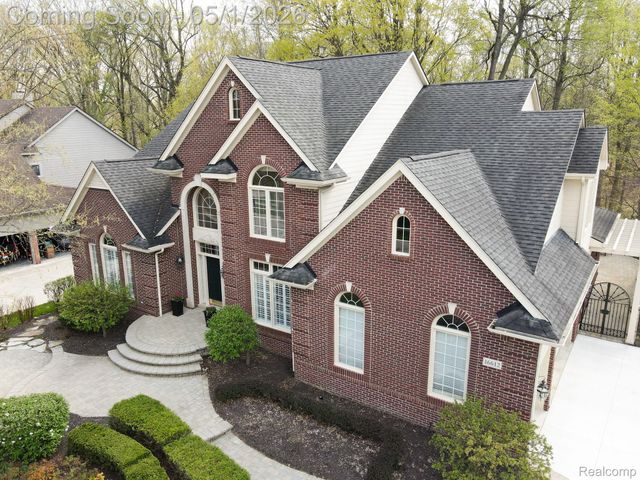 16612 Brooklane Boulevard, Northville Township, MI 48168