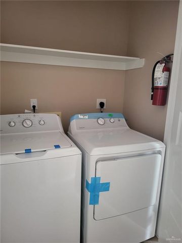 3009 W Kenwood Street, Edinburg, TX 78541