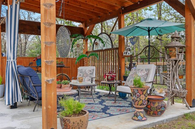 12975 Young Ln LN, Carmine, TX 78322