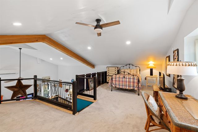 12975 Young Ln LN, Carmine, TX 78322