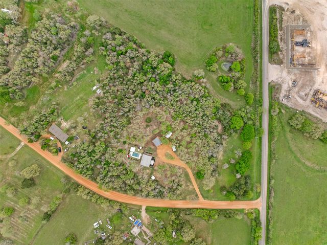 12975 Young Ln LN, Carmine, TX 78322