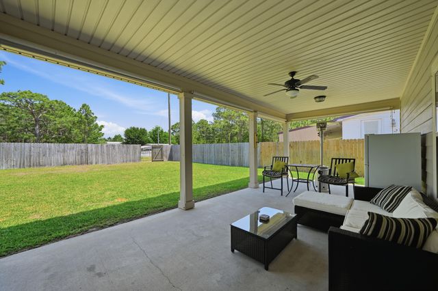 9152 Timber Lane, Navarre, FL 32566