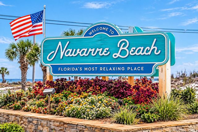 9152 Timber Lane, Navarre, FL 32566