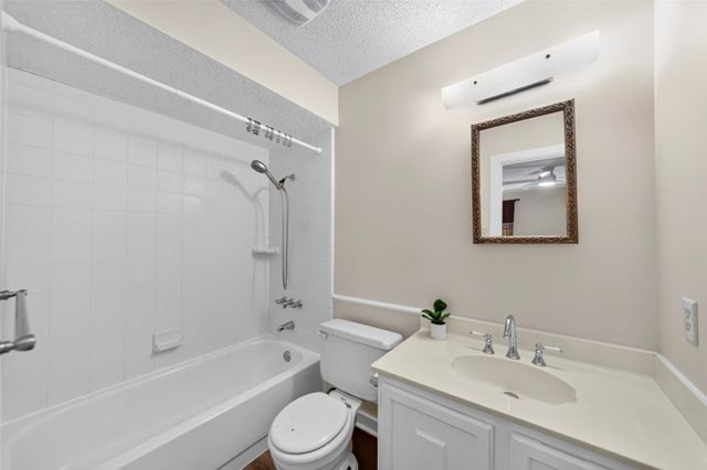 4608 Gleneagle Street, Mesquite, TX 75150