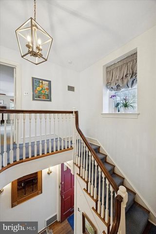 1039 WELLINGTON RD, Jenkintown, PA 19046