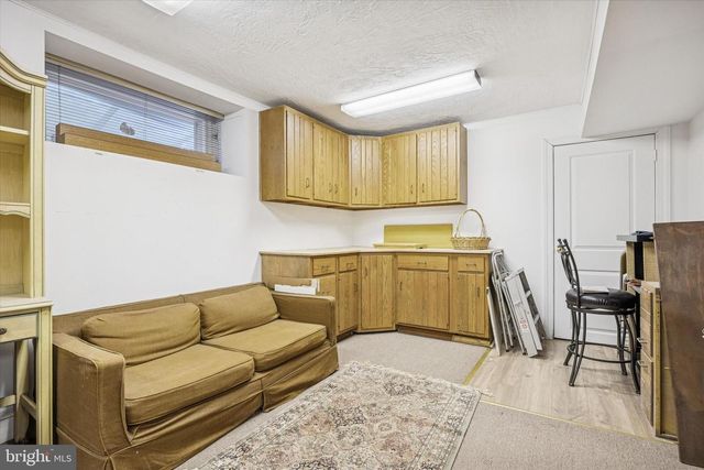 1039 WELLINGTON RD, Jenkintown, PA 19046