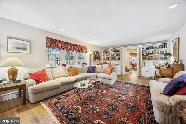 1039 WELLINGTON RD, Jenkintown, PA 19046