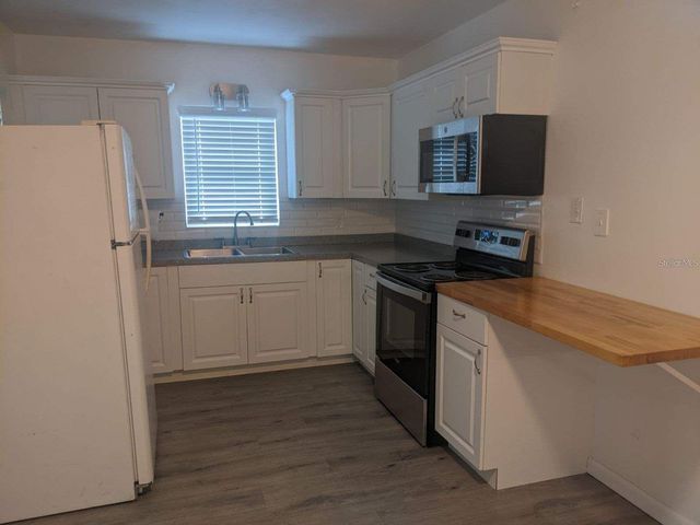 729 VIRGINIA AVENUE, Auburndale, FL 33823