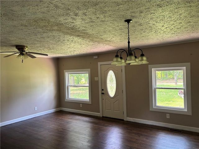 1402 Dewey Street, Griffin, GA 30223