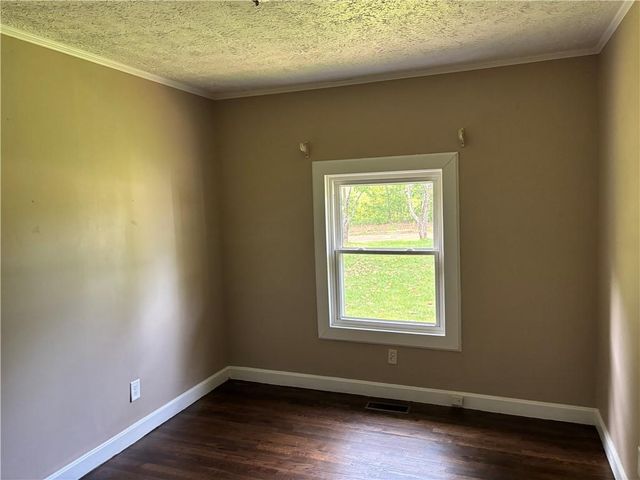 1402 Dewey Street, Griffin, GA 30223