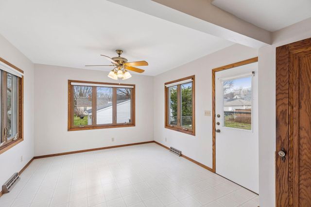 1935 Arlington Avenue E, Saint Paul, MN 55119