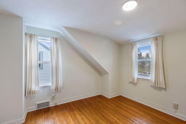 1935 Arlington Avenue E, Saint Paul, MN 55119