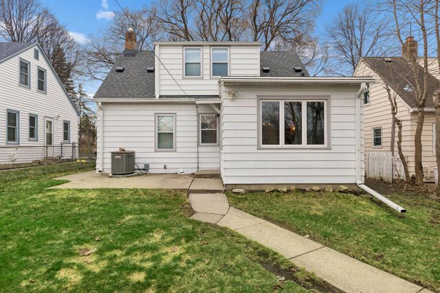 1935 Arlington Avenue E, Saint Paul, MN 55119