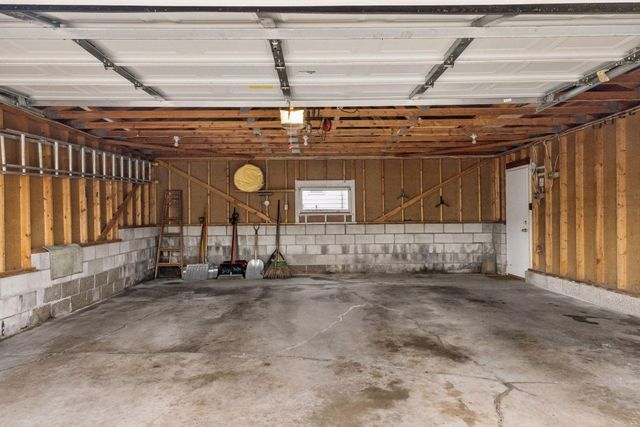 1935 Arlington Avenue E, Saint Paul, MN 55119