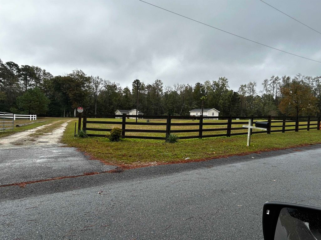 255 Ole Maple St., Loris, SC 29569