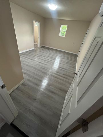 5211 Northridge Drive, Houston, TX 77033
