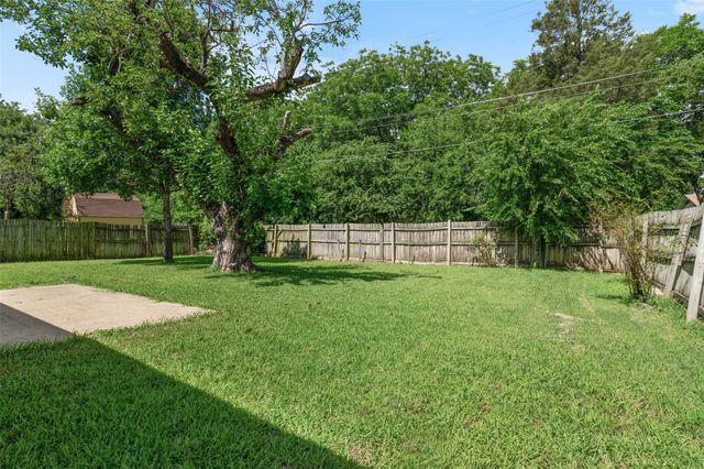 2308 Westwood Drive, Denton, TX 76205