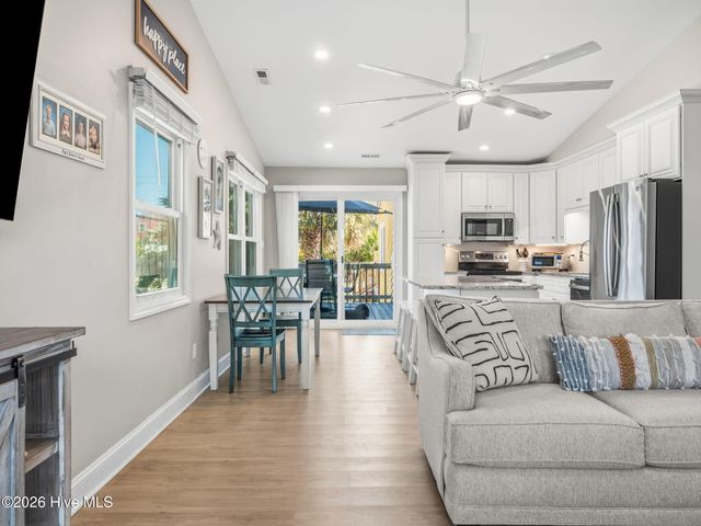 7028 Archers Creek Drive North, Emerald Isle, NC 28594