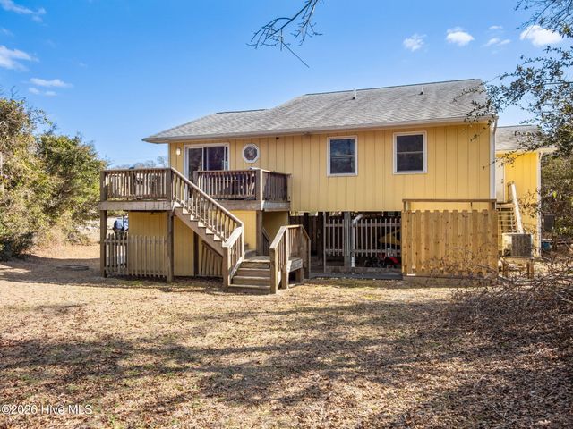 7028 Archers Creek Drive North, Emerald Isle, NC 28594