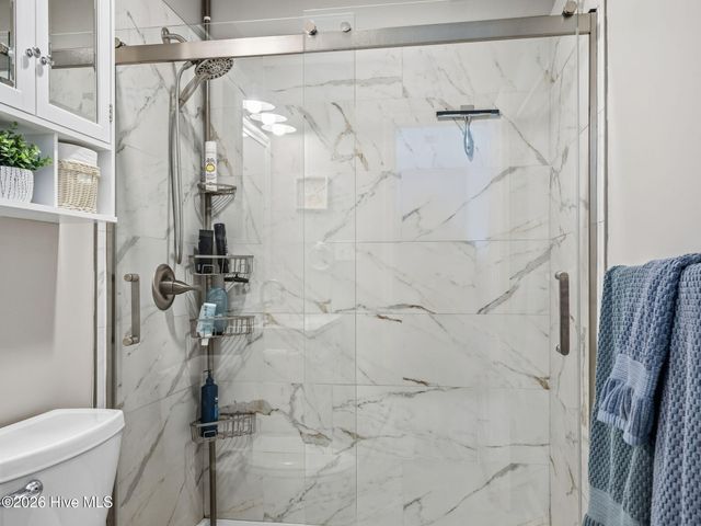 7028 Archers Creek Drive North, Emerald Isle, NC 28594