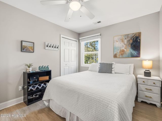 7028 Archers Creek Drive North, Emerald Isle, NC 28594