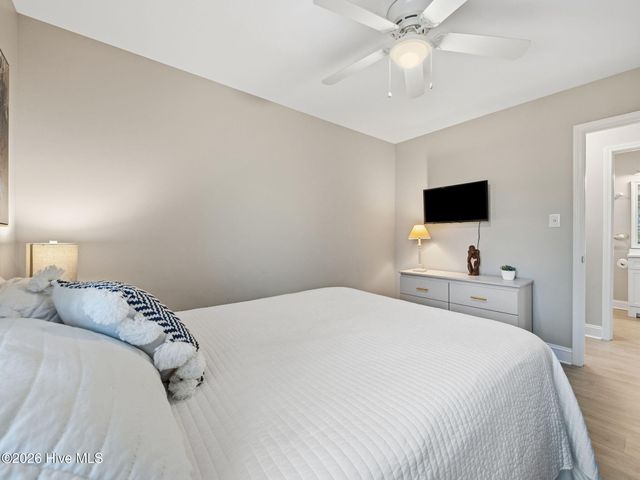 7028 Archers Creek Drive North, Emerald Isle, NC 28594