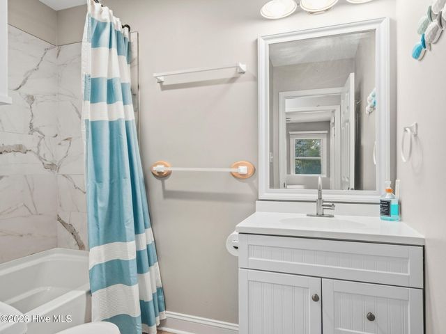 7028 Archers Creek Drive North, Emerald Isle, NC 28594