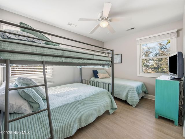 7028 Archers Creek Drive North, Emerald Isle, NC 28594