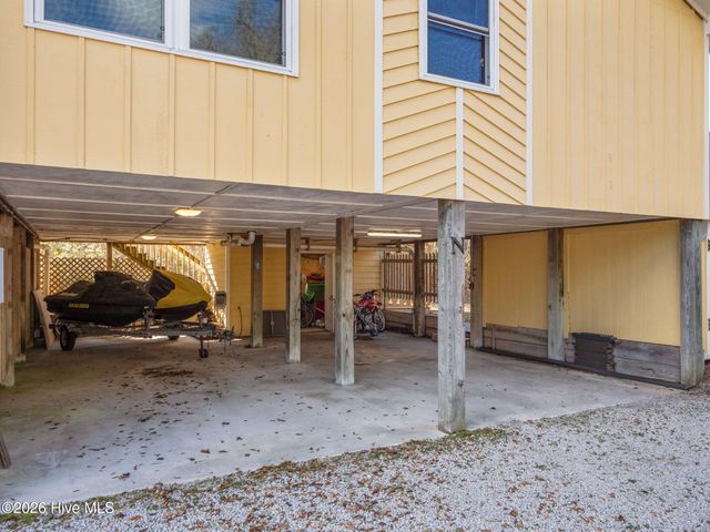 7028 Archers Creek Drive North, Emerald Isle, NC 28594