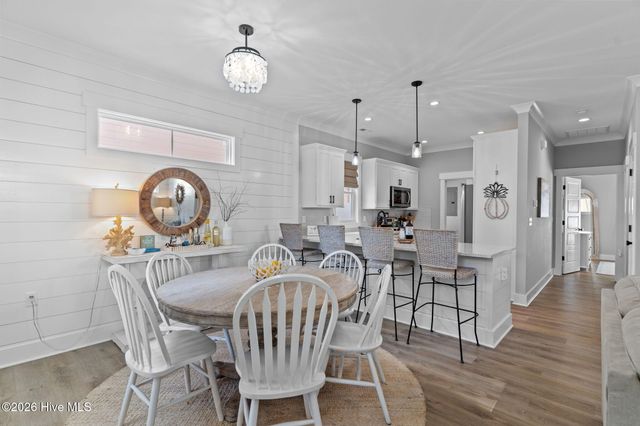 137 NE 75th Street, Oak Island, NC 28465