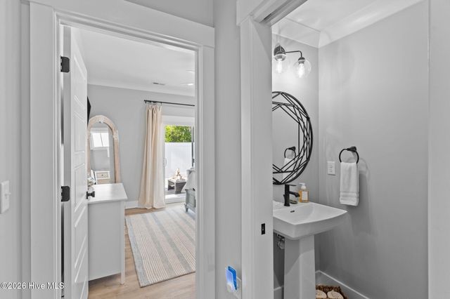 137 NE 75th Street, Oak Island, NC 28465