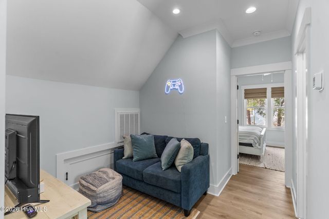 137 NE 75th Street, Oak Island, NC 28465