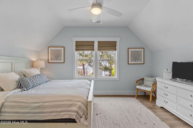 137 NE 75th Street, Oak Island, NC 28465