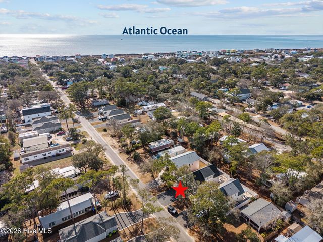 137 NE 75th Street, Oak Island, NC 28465