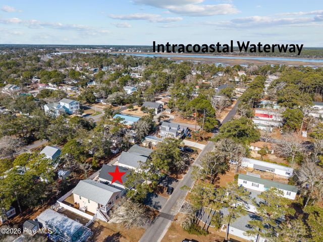 137 NE 75th Street, Oak Island, NC 28465